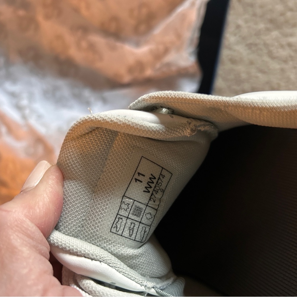 SAS Free White Sneakers Size 11 Double Wide 0083-049-60110 Brand New, Never Worn - Picture 10 of 13